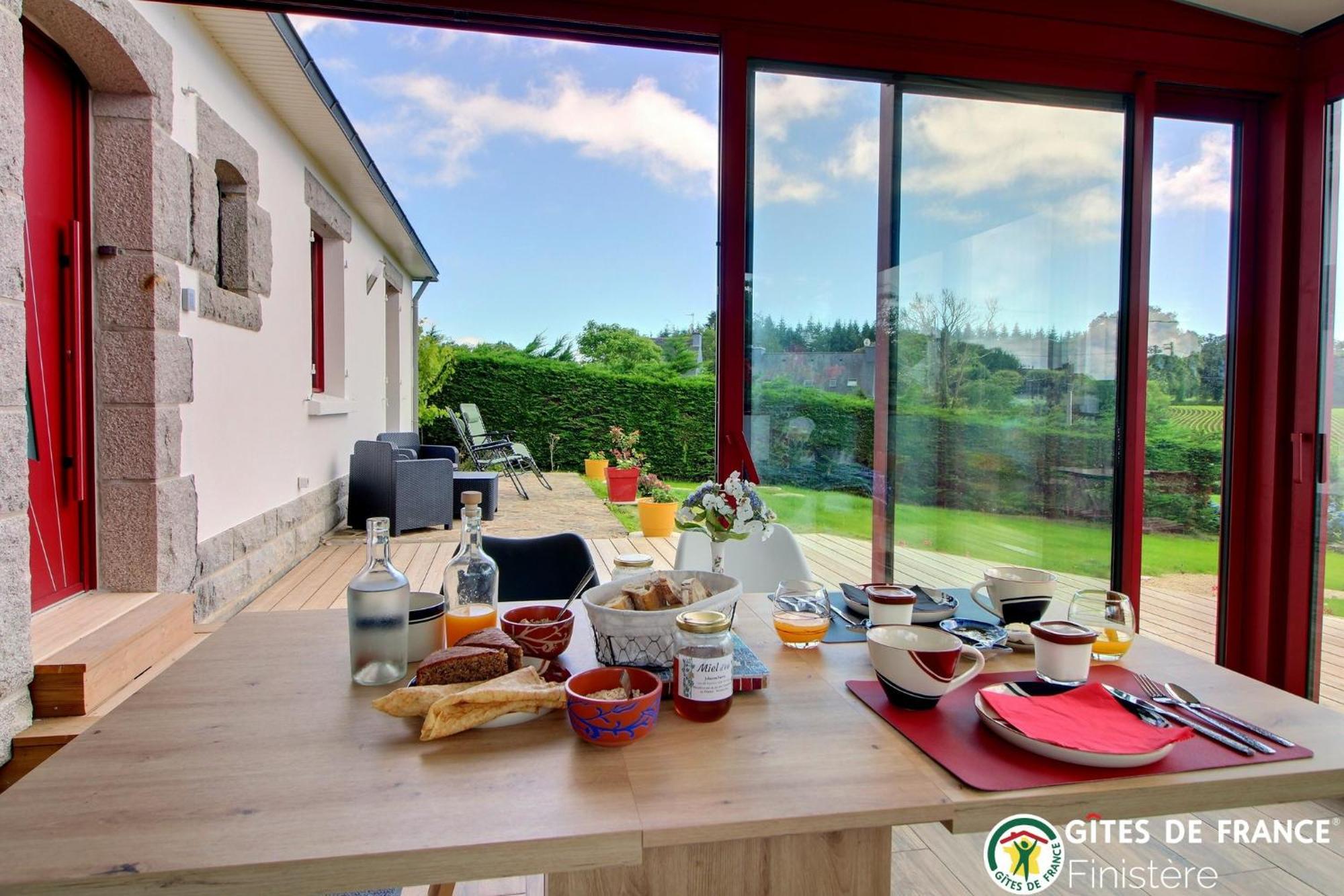 Chambre Et Table D'Hotes Manava Loretta Bannalec Exterior photo
